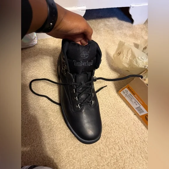 Timberland Men's Black Boots - Picture 8 of 8